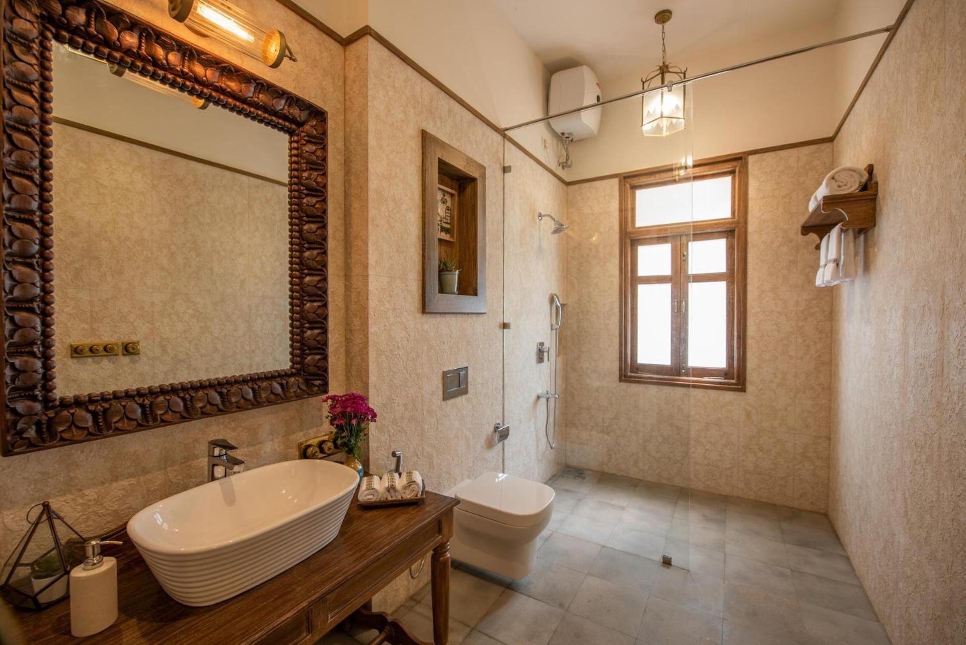 Lohonostays Estate De Escobar Stare Goa Zewnętrze zdjęcie